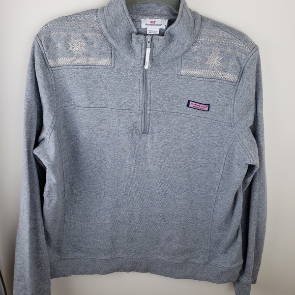 Vineyard Vines Tops - Vineyard Vines Smowflake Sweatshirt